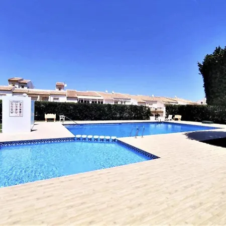 Spacious 3 Bedroom Home With Pool Rooftop Views And Parking Gran Alacant